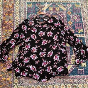LAYNE BRYANT Floral blouse